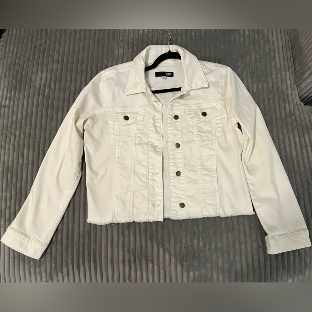 Kut From The Kloth Julia Raw Hem Crop Denim Jacket